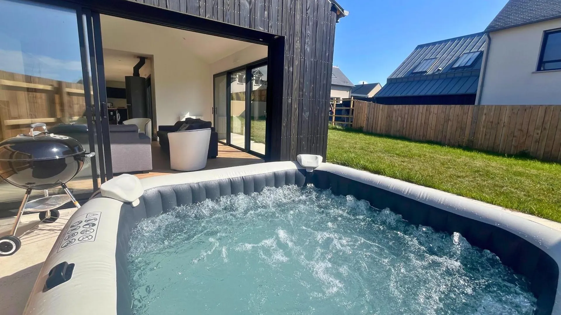 Villa Ideal - Villa, Jaccuzi & Jardin Prive - 1 A 11 Personnes - Proche Plage & Bourg Saint-Lunaire